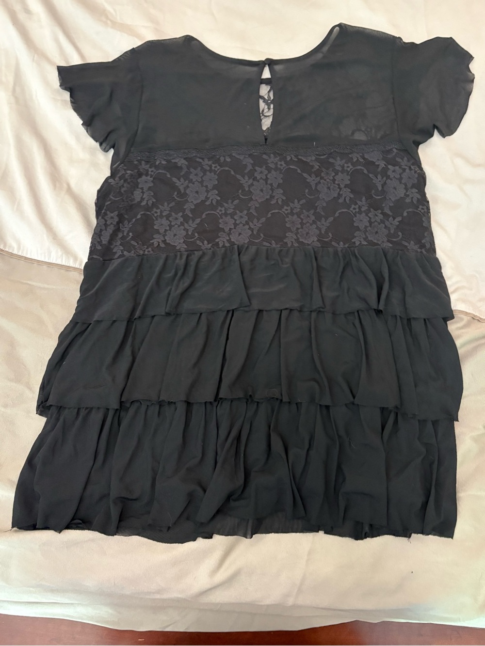Torrid Black Lace Mesh Layered Top Flutter Cap Sleeve sz 2x - Picture 13 of 14